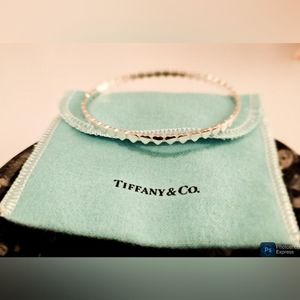 Tiffany & Co Paloma Picasso Sterling Silver Crown of Hearts Bangle Bracelet